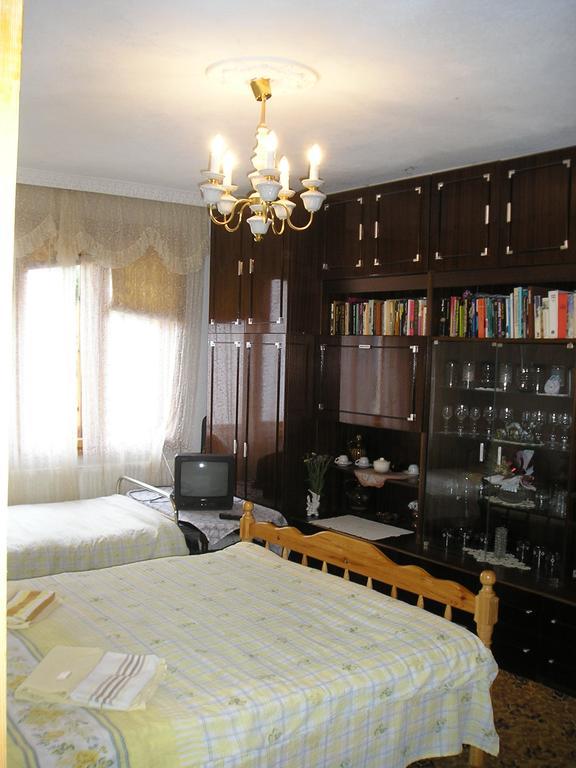 Kristal Guest House Trigrad Phòng bức ảnh